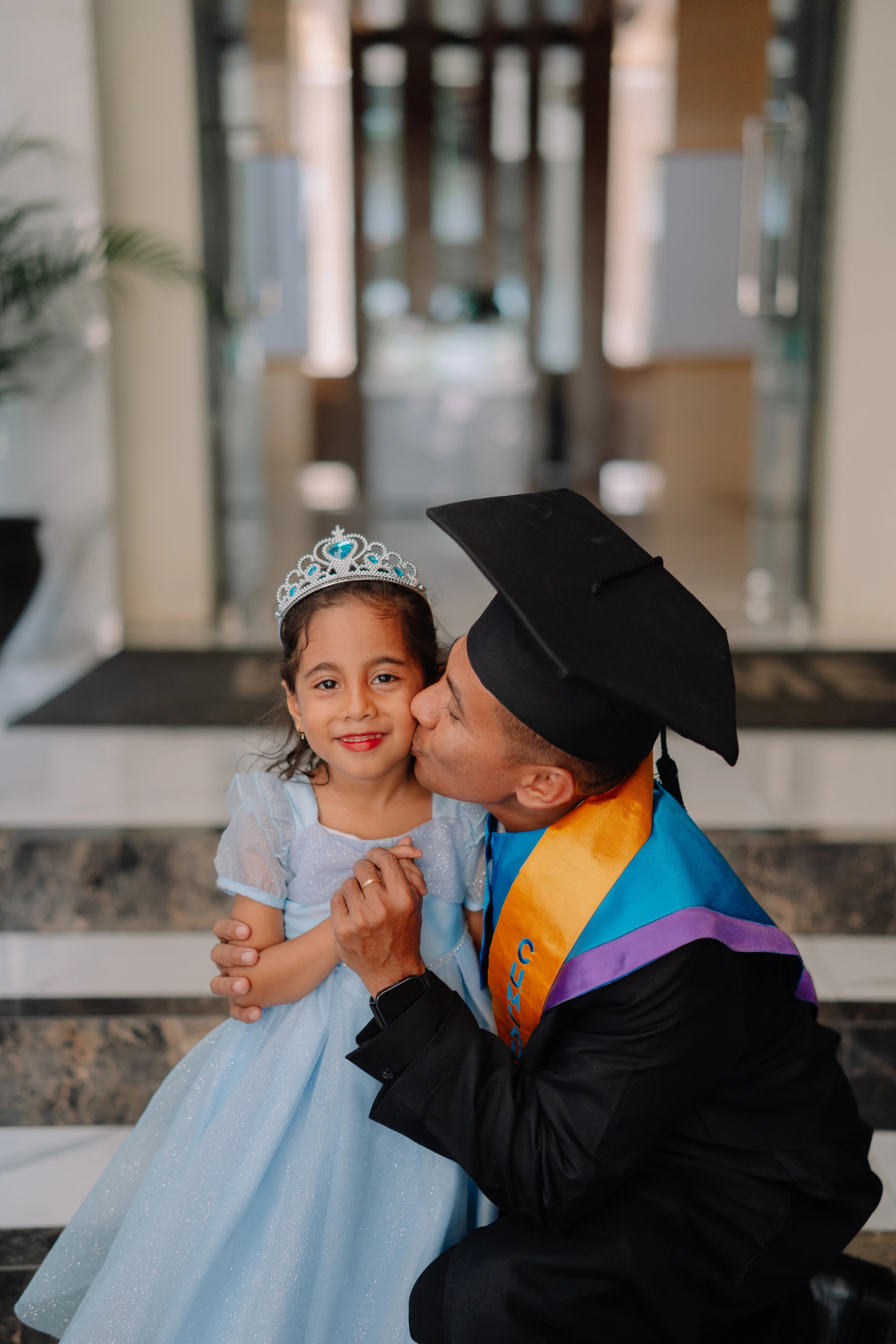 Foto Wisuda Bersama Keluarga 1